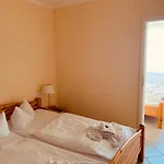 Hotel Zum 3*