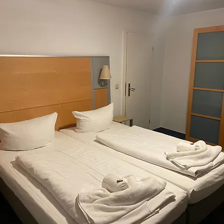 Zum ホテル ロストック